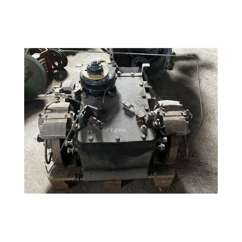 CAJA DE CAMBIO NEW HOLLAND CS 640