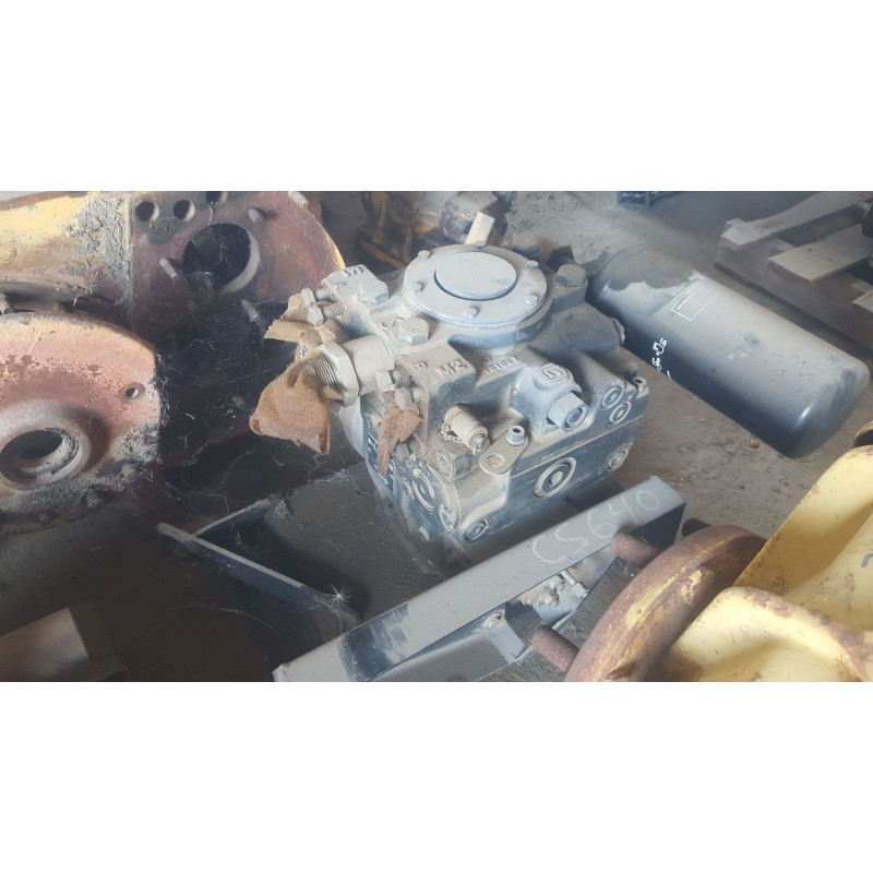 BOMBA HIDROSTATICA NEW HOLLAND CS 640